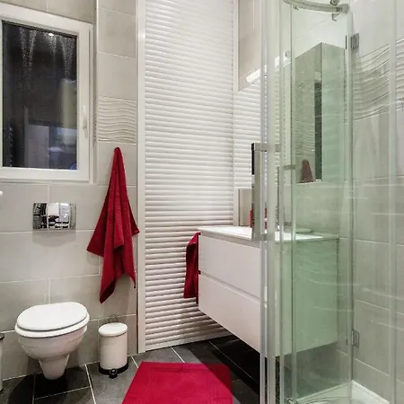 Lägenhet Quiet Nest In The Bustling Centre Of *