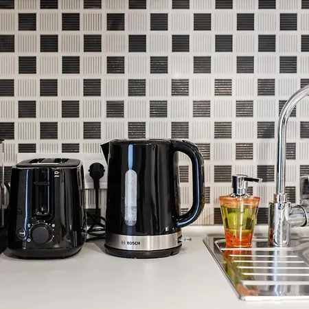 Quiet Nest In The Bustling Centre Of Lägenhet *