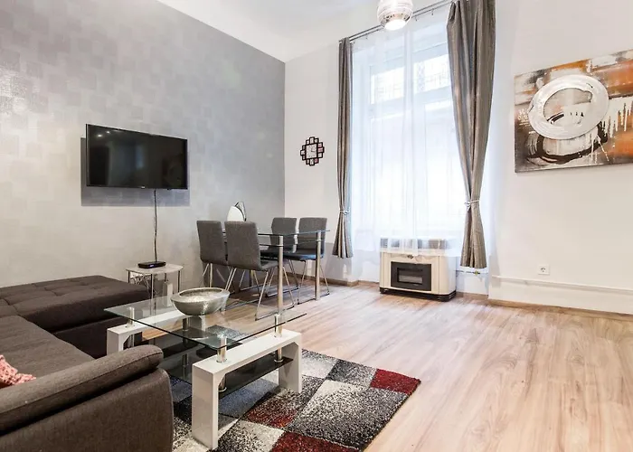 Quiet Nest In The Bustling Centre Of Apartament *