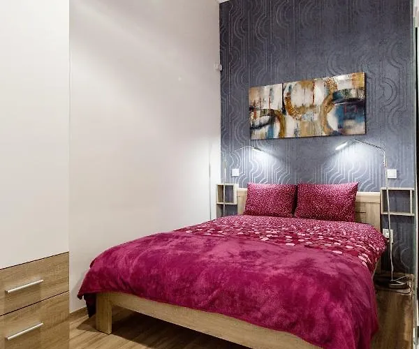 Quiet Nest In The Bustling Centre Of Apartman *